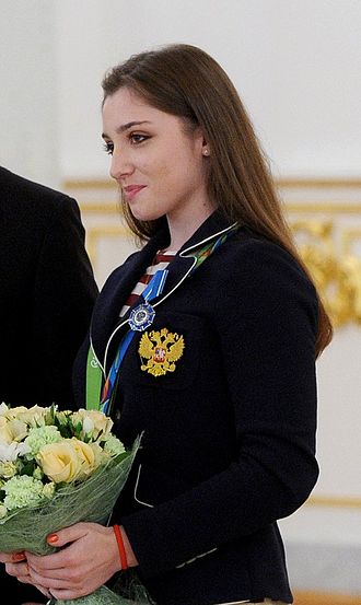 Aliya Mustafina, versatile Russian gymnast at 5'5